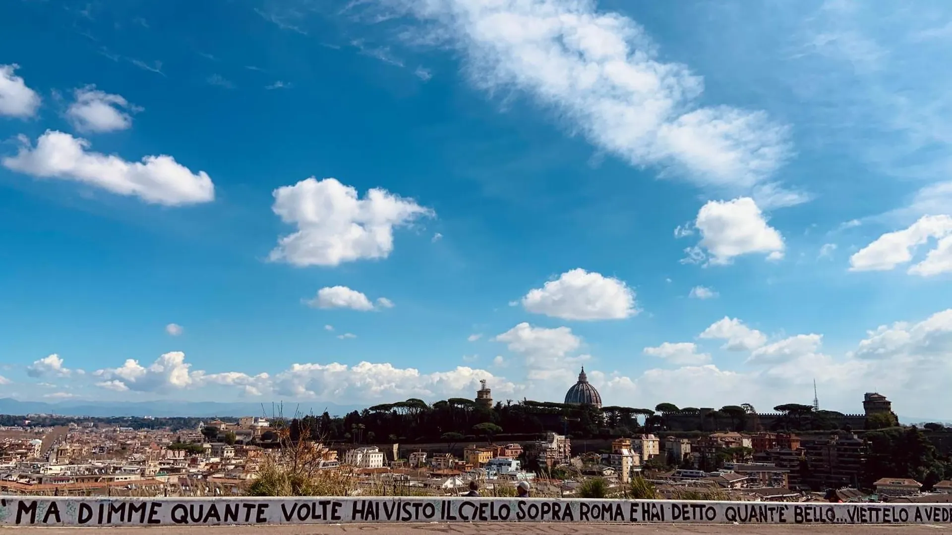Mate'S Apartment Roma Italia
